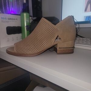 New Maurices Tan Ankle Boots